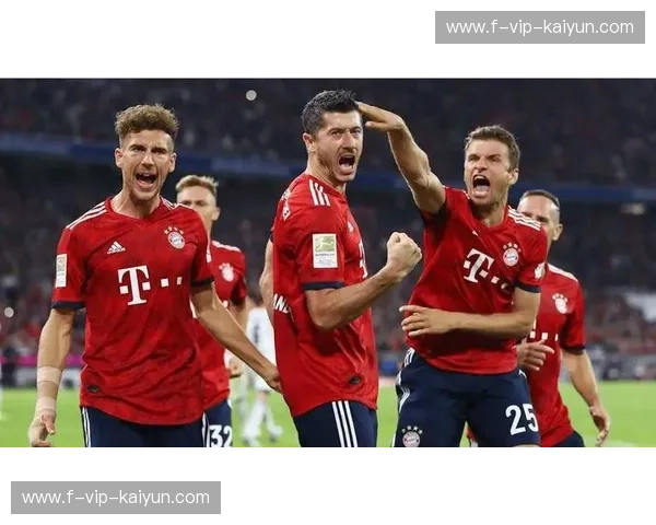 2015巅峰对决：恒大与拜仁，一场载入史册的足球传奇